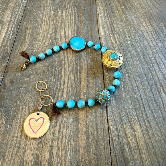 Turquoise and Gold Beaded Bracelet - Picture 5 of 7